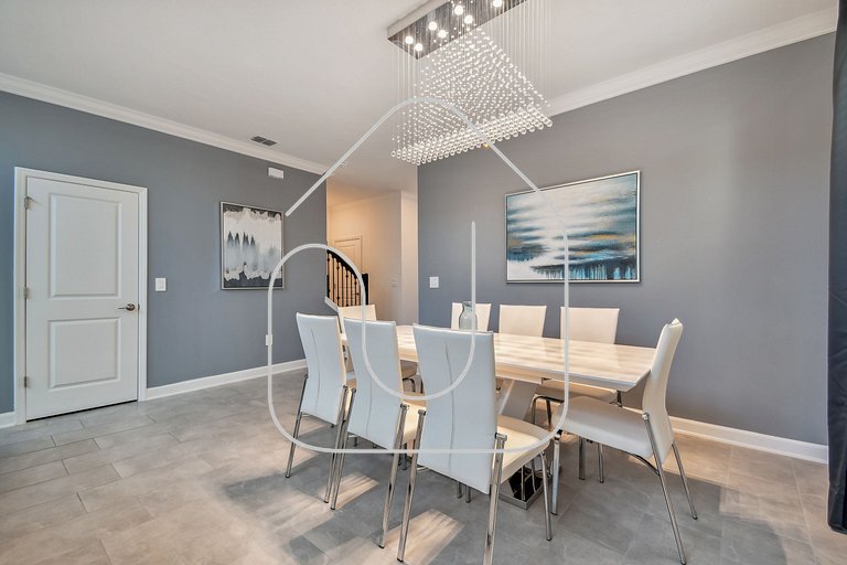 Storey Lake - 5-Bedroom Home with Game Room