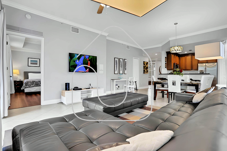 Reunion 3BR Condo, Near Disney + Pool