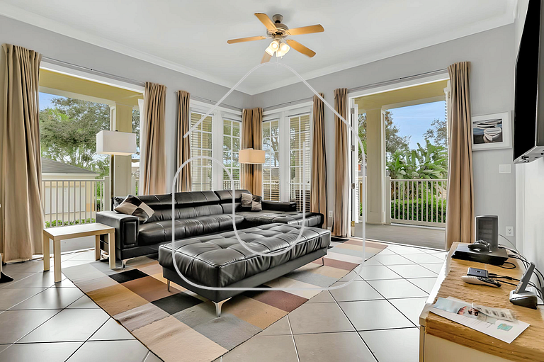 Reunion 3BR Condo, Near Disney + Pool