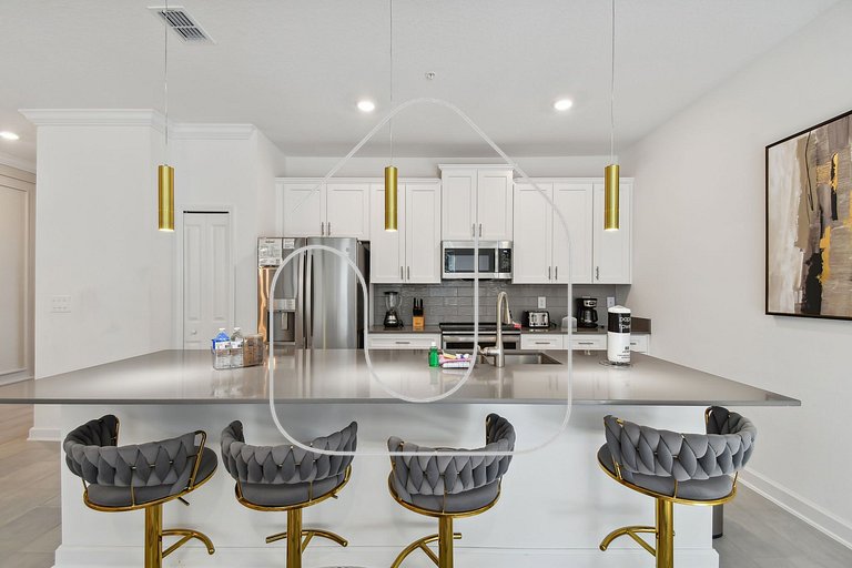 Storey Lake - Private Pool King Bed 4BD/3BA