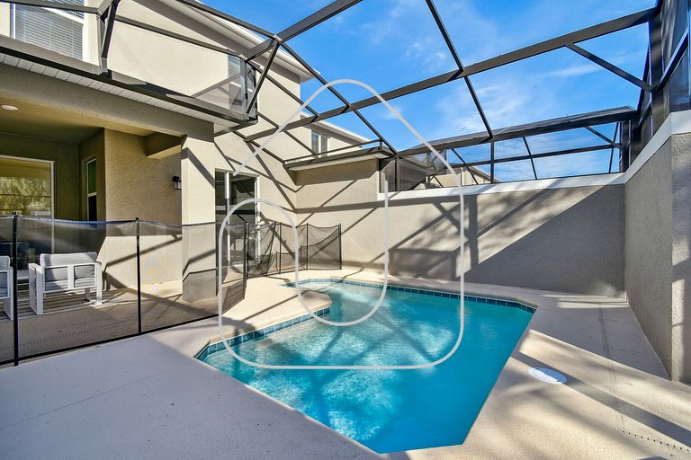 Storey Lake - Private Pool King Bed 4BD/3BA