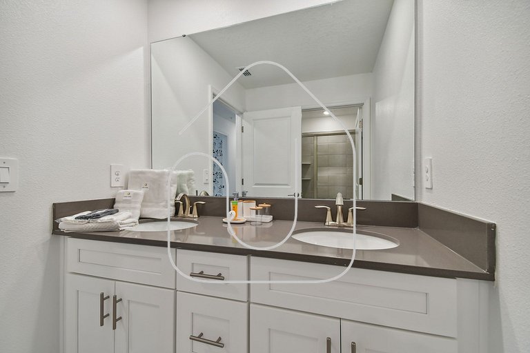 Storey Lake - Private Pool King Bed 4BD/3BA