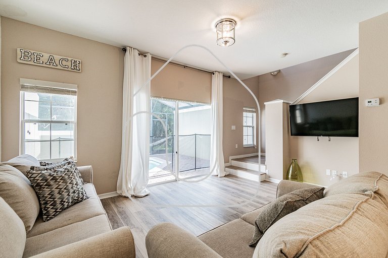 Bella Vida House w Pool, Next to Walmart