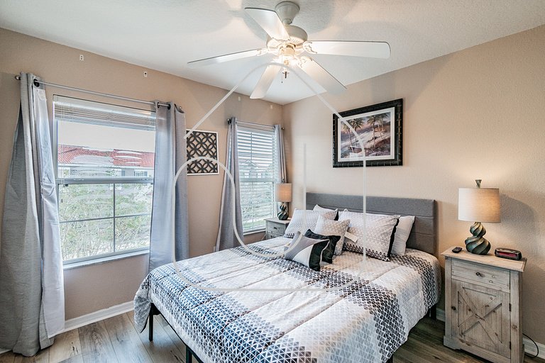 Bella Vida House w Pool, Next to Walmart