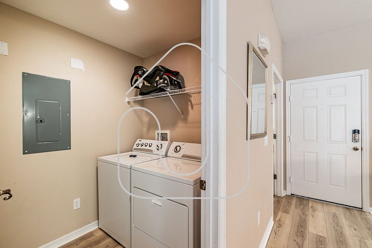 Bella Vida House w Pool, Next to Walmart