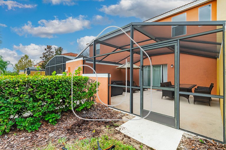 3BR Resort Home + Jacuzzi Near Disney