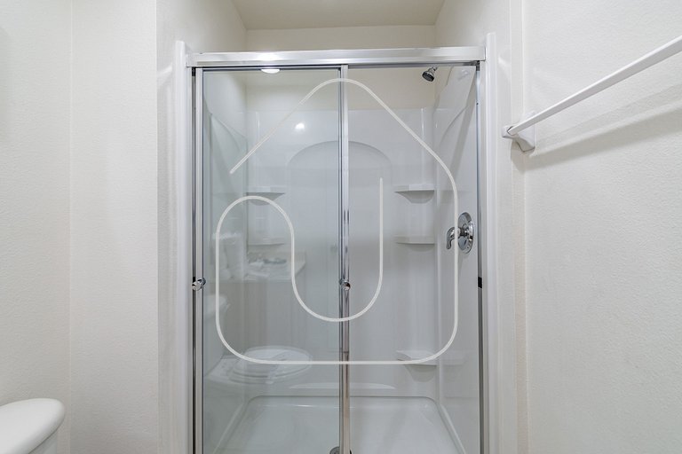 3BR Resort Home + Jacuzzi Near Disney