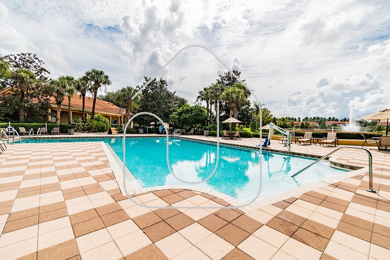 3BR Resort Home + Jacuzzi Near Disney