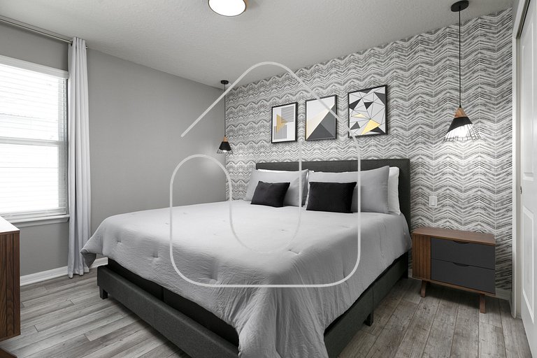 10 Bedrooms / 8 Bathrooms - Windsor Island Resort