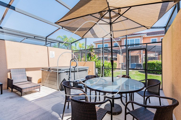 2 Suites, Priv. Jacuzzi Near Disney