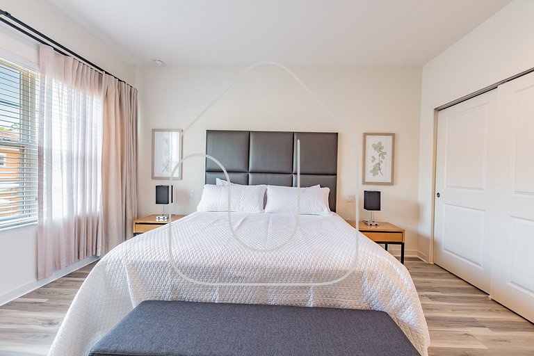 2 Suítes, Jacuzzi priv. perto da DISNEY