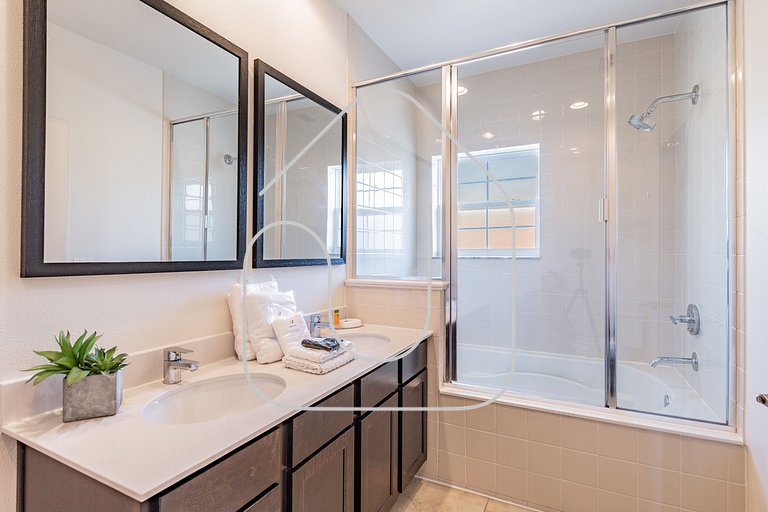 2 Suítes, Jacuzzi priv. perto da DISNEY