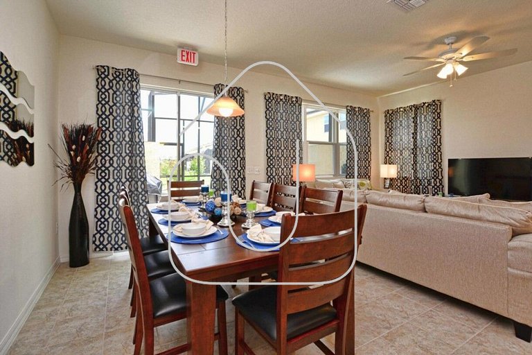 Disney 4BR Home w/ Pool & Lake View