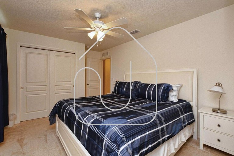 Disney 4BR Home w/ Pool & Lake View