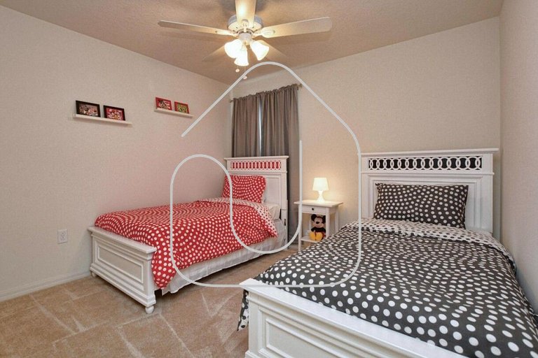 Disney 4BR Home w/ Pool & Lake View