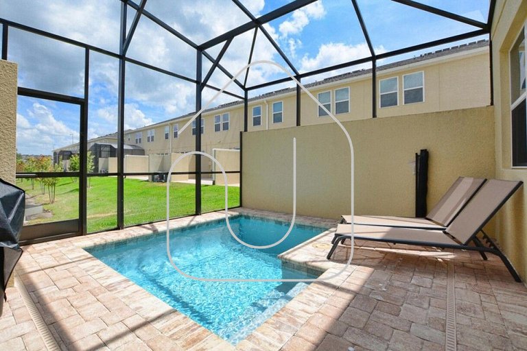 Disney 4BR Home w/ Pool & Lake View