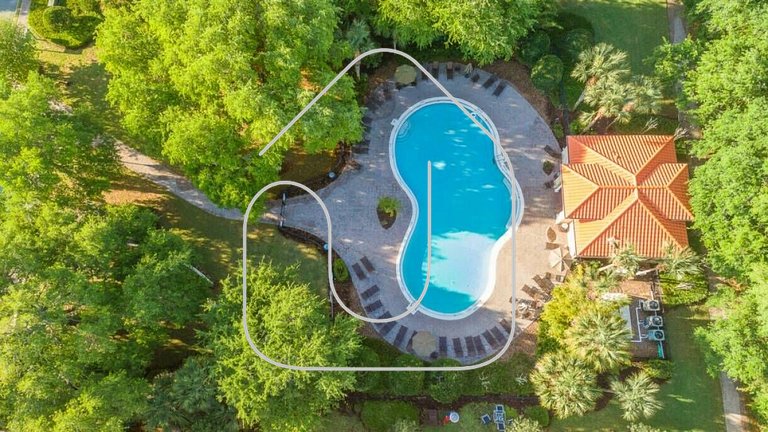 Disney 4BR Home w/ Pool & Lake View