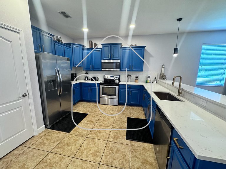 9BR Retreat for 20 w/ Game Room | Champions Gate