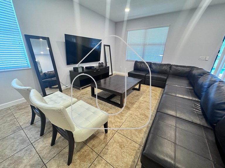 9BR Retreat for 20 w/ Game Room | Champions Gate