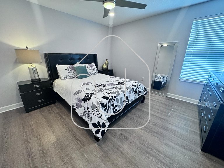 9BR Retreat for 20 w/ Game Room | Champions Gate