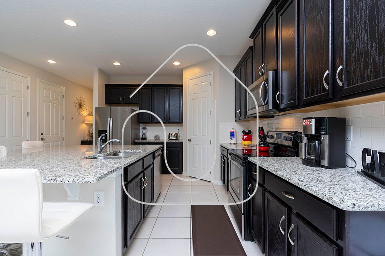 Modern 7BR Villa | Pool + Resort Amenities