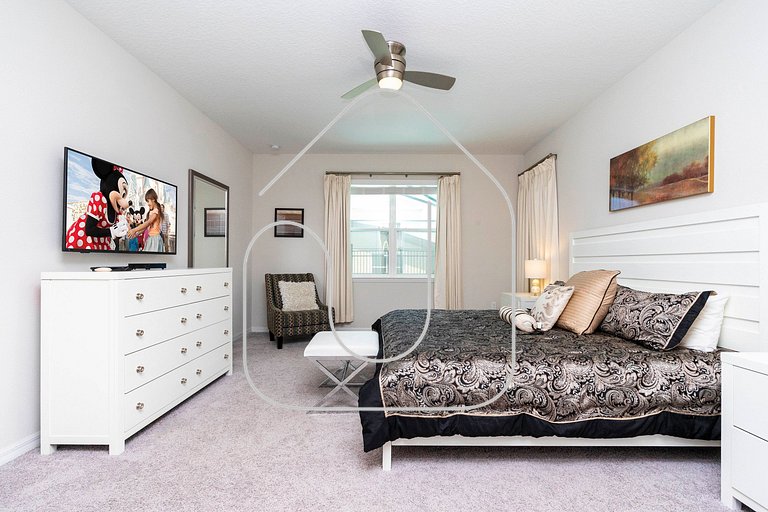 Modern 7BR Villa | Pool + Resort Amenities