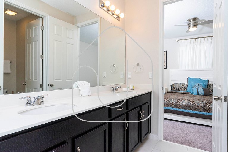 Modern 7BR Villa | Pool + Resort Amenities