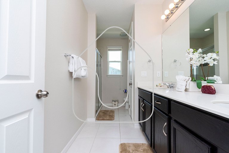 Modern 7BR Villa | Pool + Resort Amenities