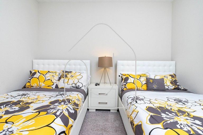 Modern 7BR Villa | Pool + Resort Amenities