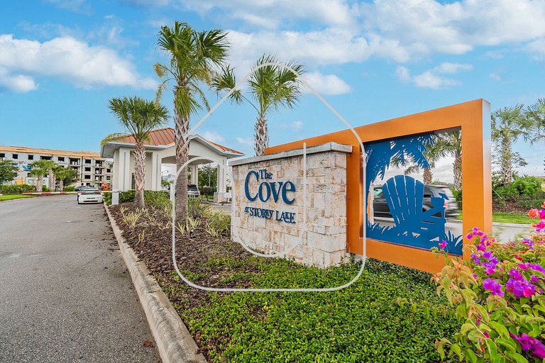 Storey Lake 4BR w/ Private Pool near Disney