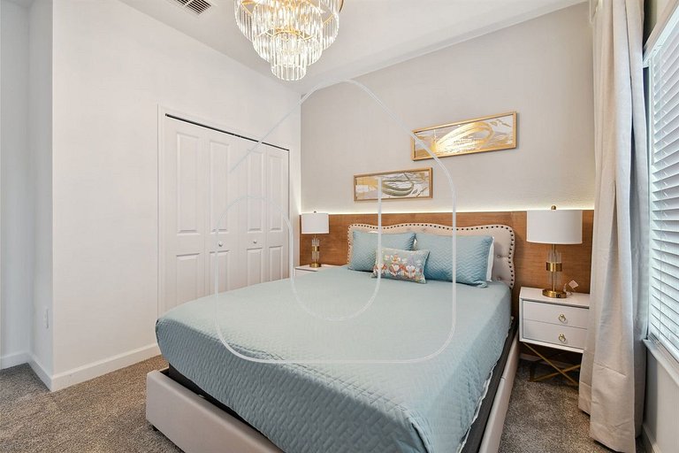 5BR/4BA Luxury Home *Resort Access*