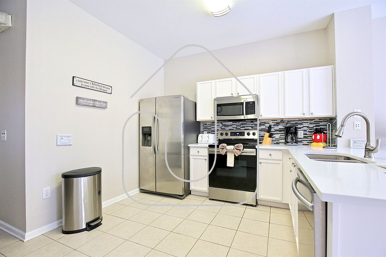 7660 - 3Q/3B Casa em Resort *10min DISNEY*