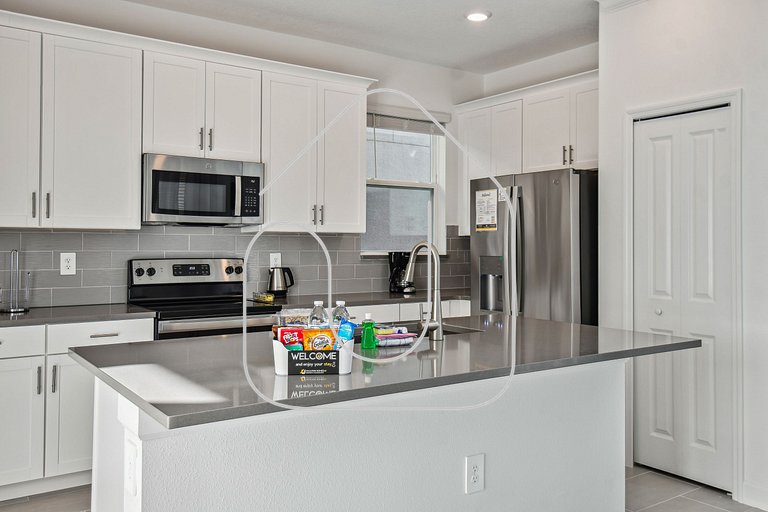 5BR ChampionsGate Home, Pool and Spa
