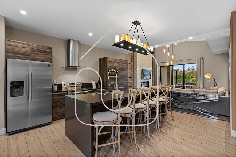 Casa Luxuosa 4Q e 4.5 Ba Perto da Disney