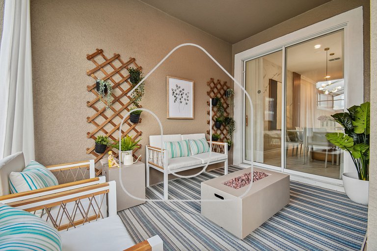 Luxuosa Casa 4Q/3B Storey Lake