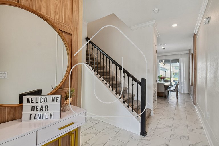 Luxuosa Casa 4Q/3B Storey Lake