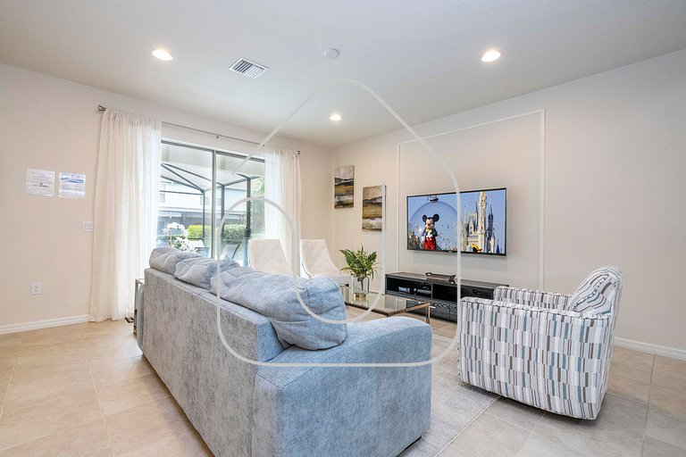 5BR/4BA Luxury Home | Private Pool