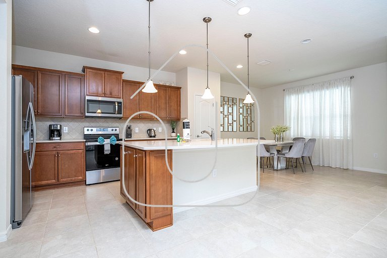 5BR/4BA Luxury Home | Private Pool