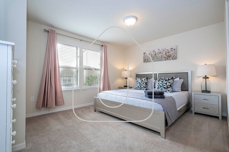 5BR/4BA Luxury Home | Private Pool