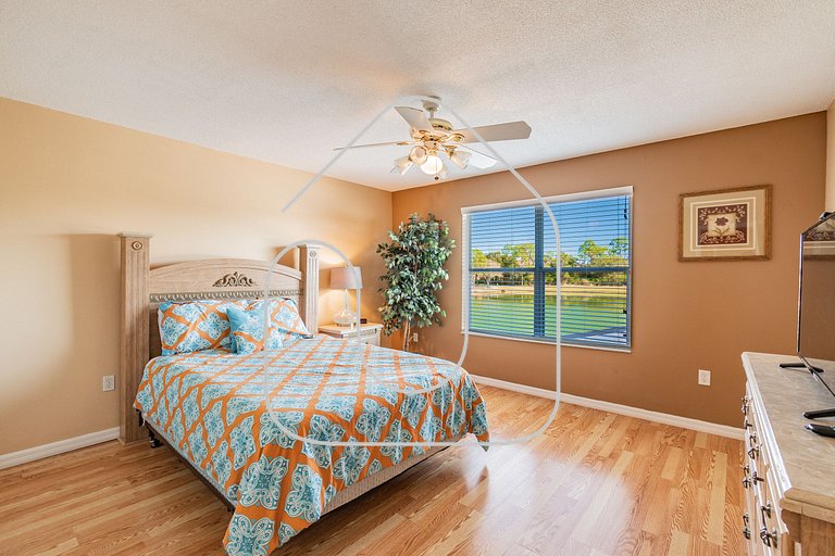 5B/3B Lake View Private Pool