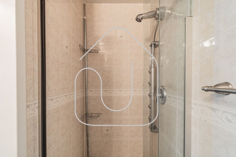 5B/3B Lake View Private Pool