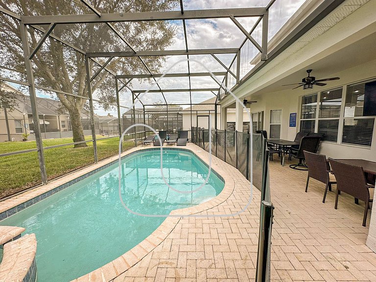 Casa Épica de 6 Quartos | Quarto dos Vingadores + Piscina