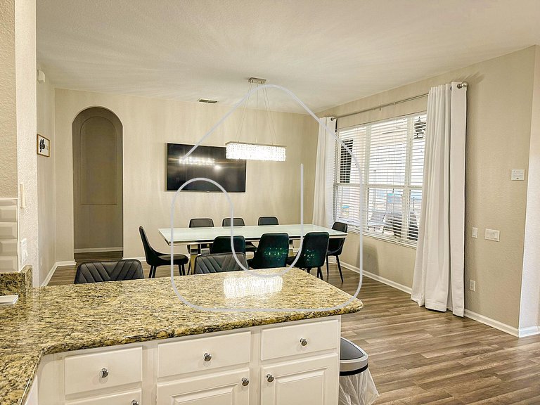 Windsor Hills 6BR Villa w/ Pool & Game Room