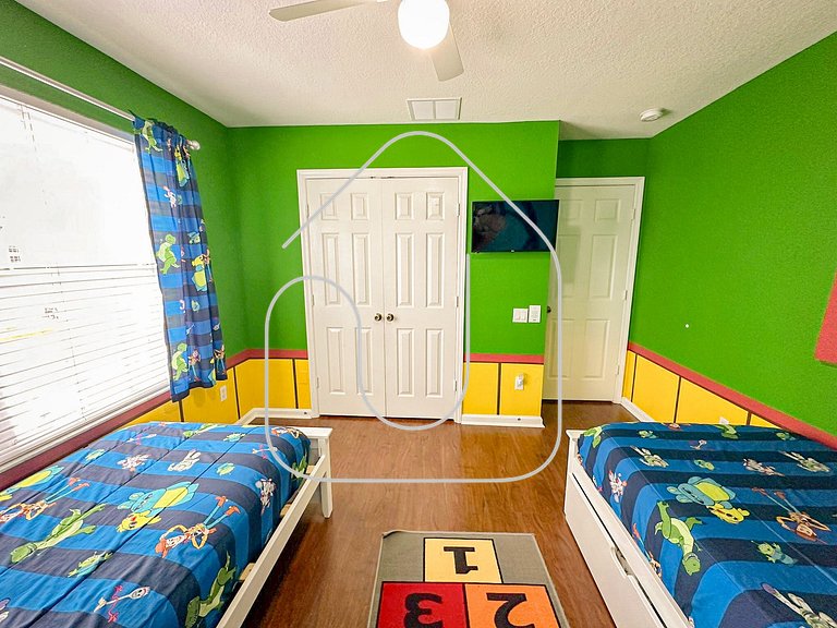 Casa Épica de 6 Quartos | Quarto dos Vingadores + Piscina