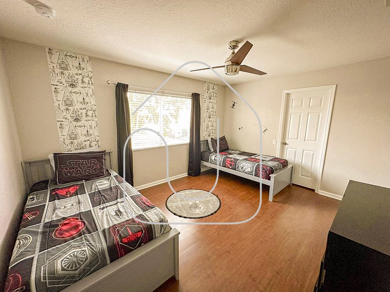 Windsor Hills 6BR Villa w/ Pool & Game Room