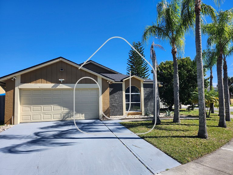 3B/2B BEST Location, Private Pool, Indian Wells