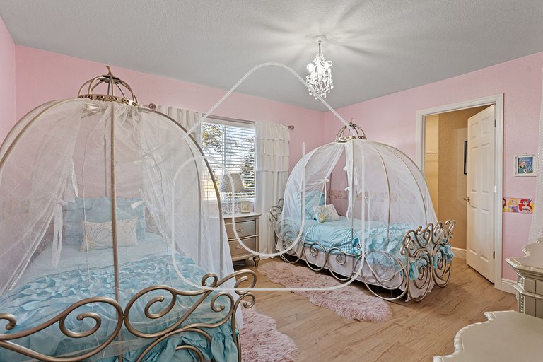 6Q/4B | Piscina Privativa | Sala de Jogos Avengers