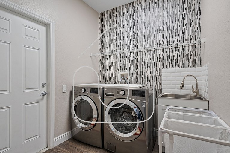 6BD/4BA | Private Pool | Avengers Game Room