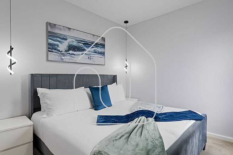 8BR Villa ☆ Avengers Game Room + Pool ☆ Disney