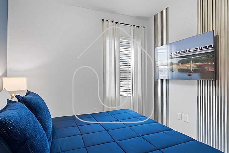 8BR Villa ☆ Avengers Game Room + Pool ☆ Disney